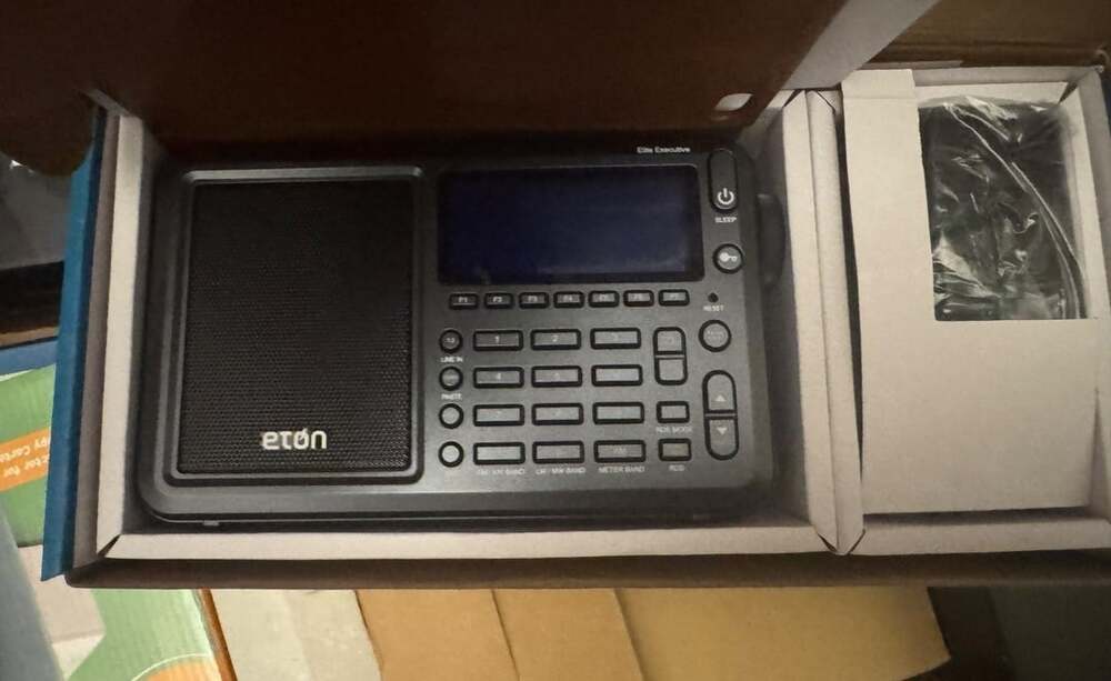 Eton Elite Executive AM FM Aircraft Band SSB Shortwave Radio